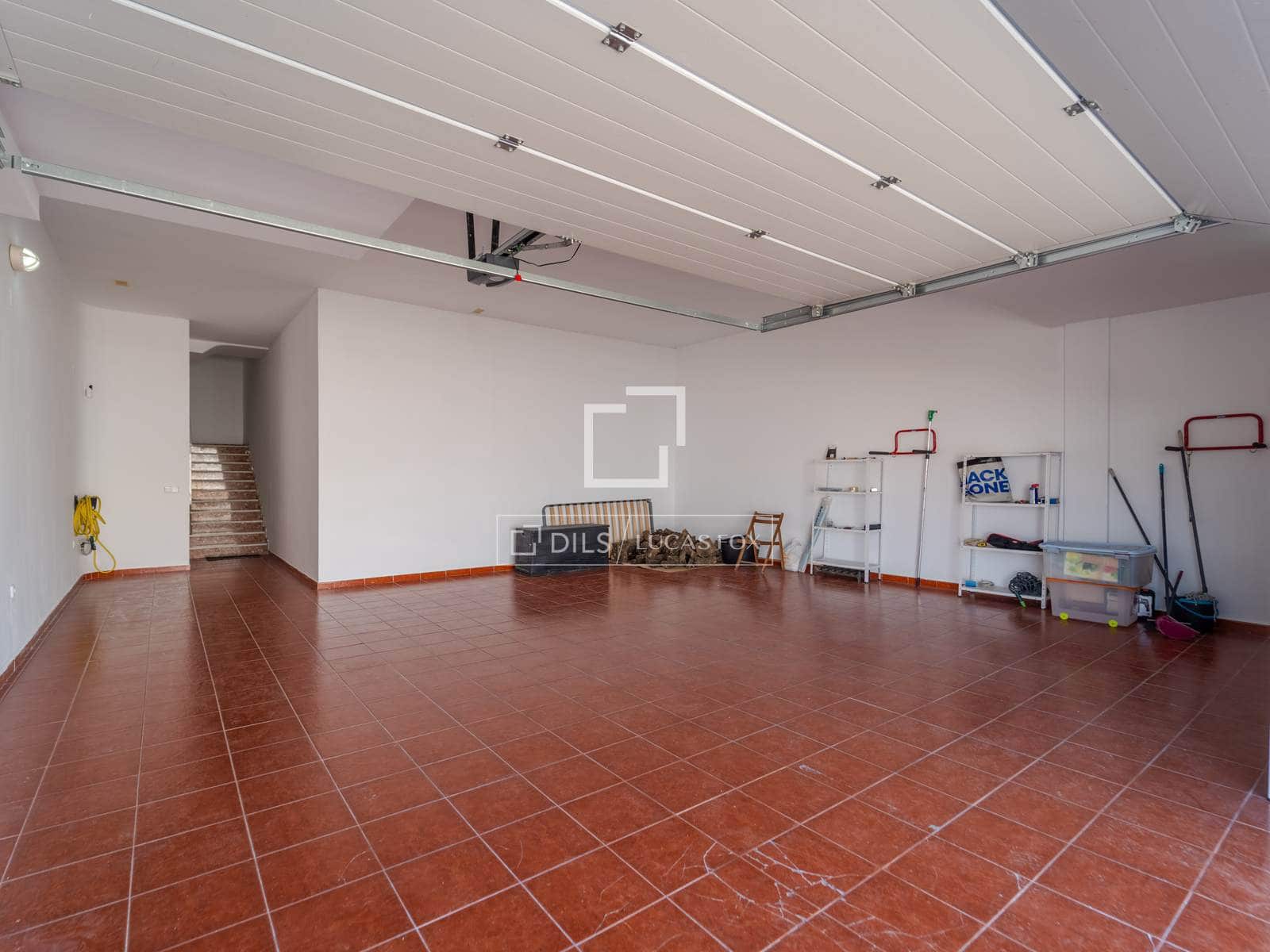 4 soveværelse Villa til salg i Cullera med swimmingpool garage - € 400.000 (Ref: 9875305)