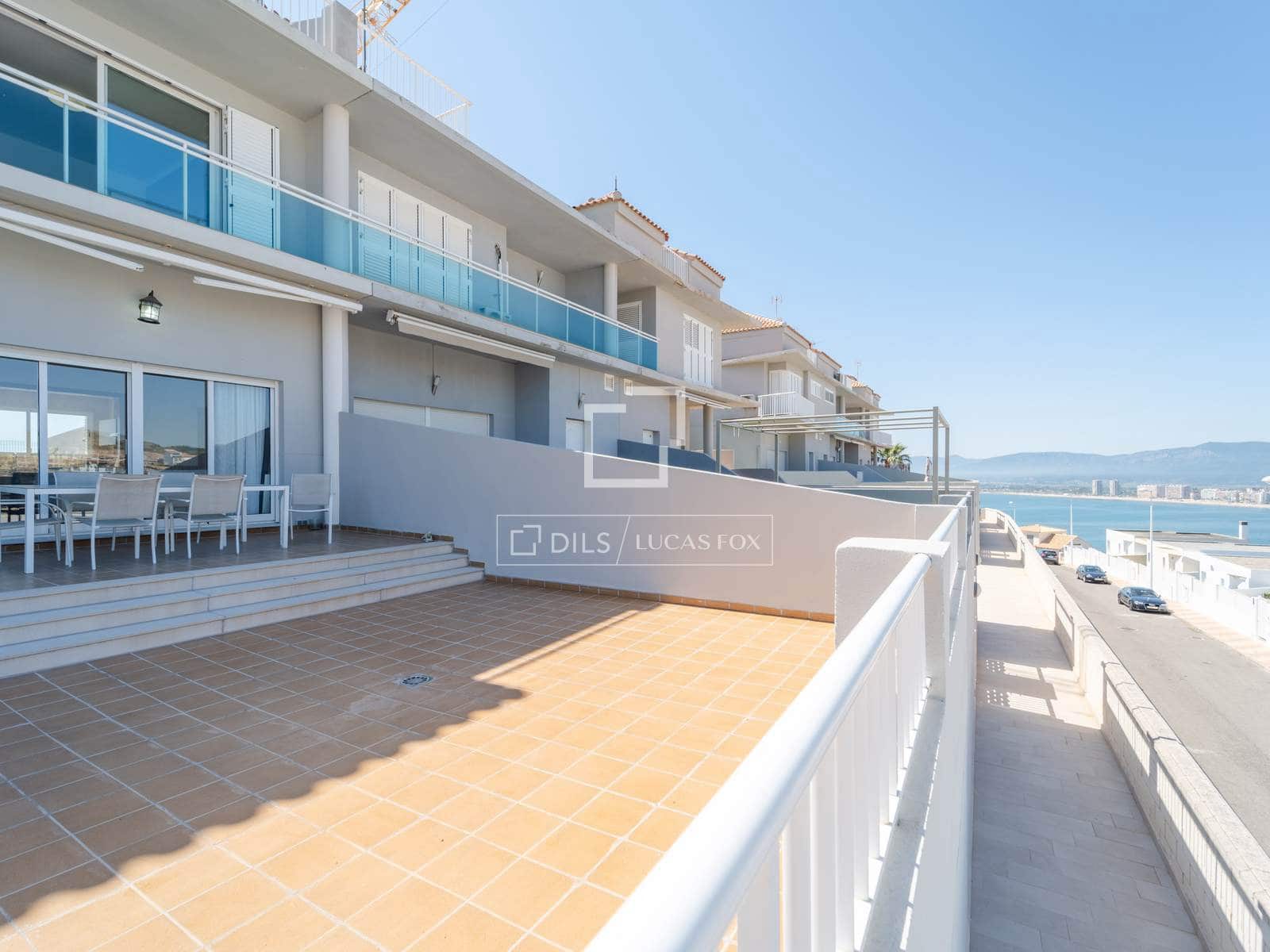 4 soveværelse Villa til salg i Cullera med swimmingpool garage - € 400.000 (Ref: 9875305)