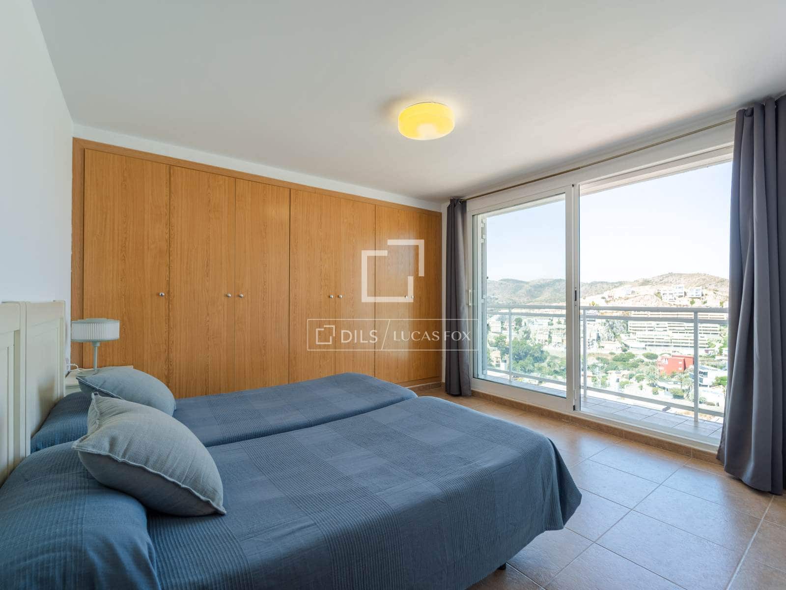 4 soveværelse Villa til salg i Cullera med swimmingpool garage - € 400.000 (Ref: 9875305)