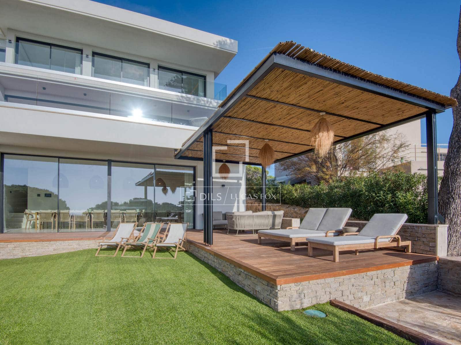 6 bedroom Villa for sale in Sant Feliu de Guixols with pool garage - € 3,980,000 (Ref: 9875624)