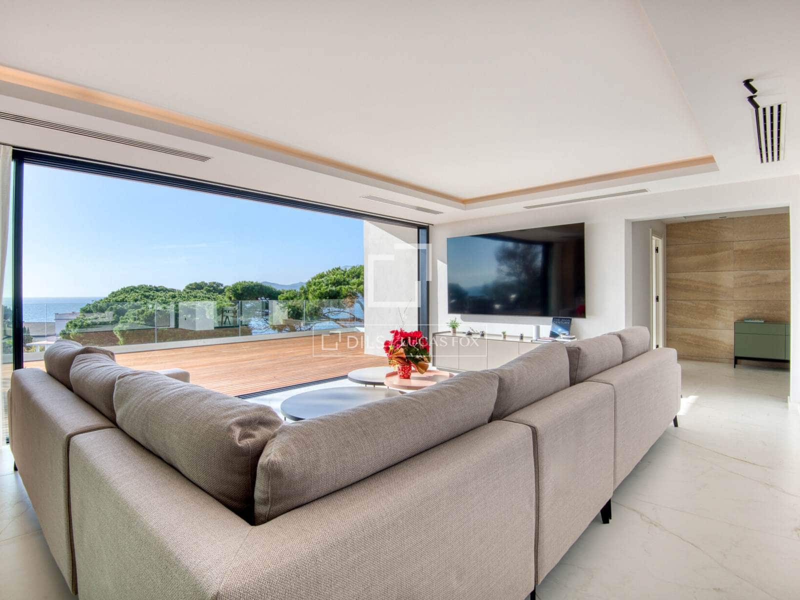 6 bedroom Villa for sale in Sant Feliu de Guixols with pool garage - € 3,980,000 (Ref: 9875624)