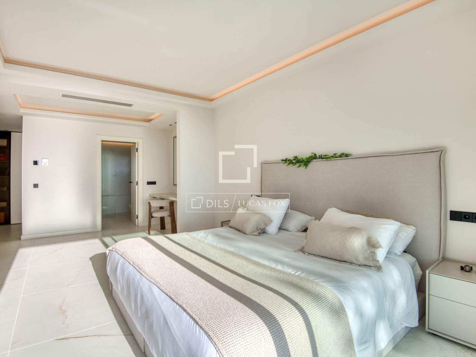 6 bedroom Villa for sale in Sant Feliu de Guixols with pool garage - € 3,980,000 (Ref: 9875624)