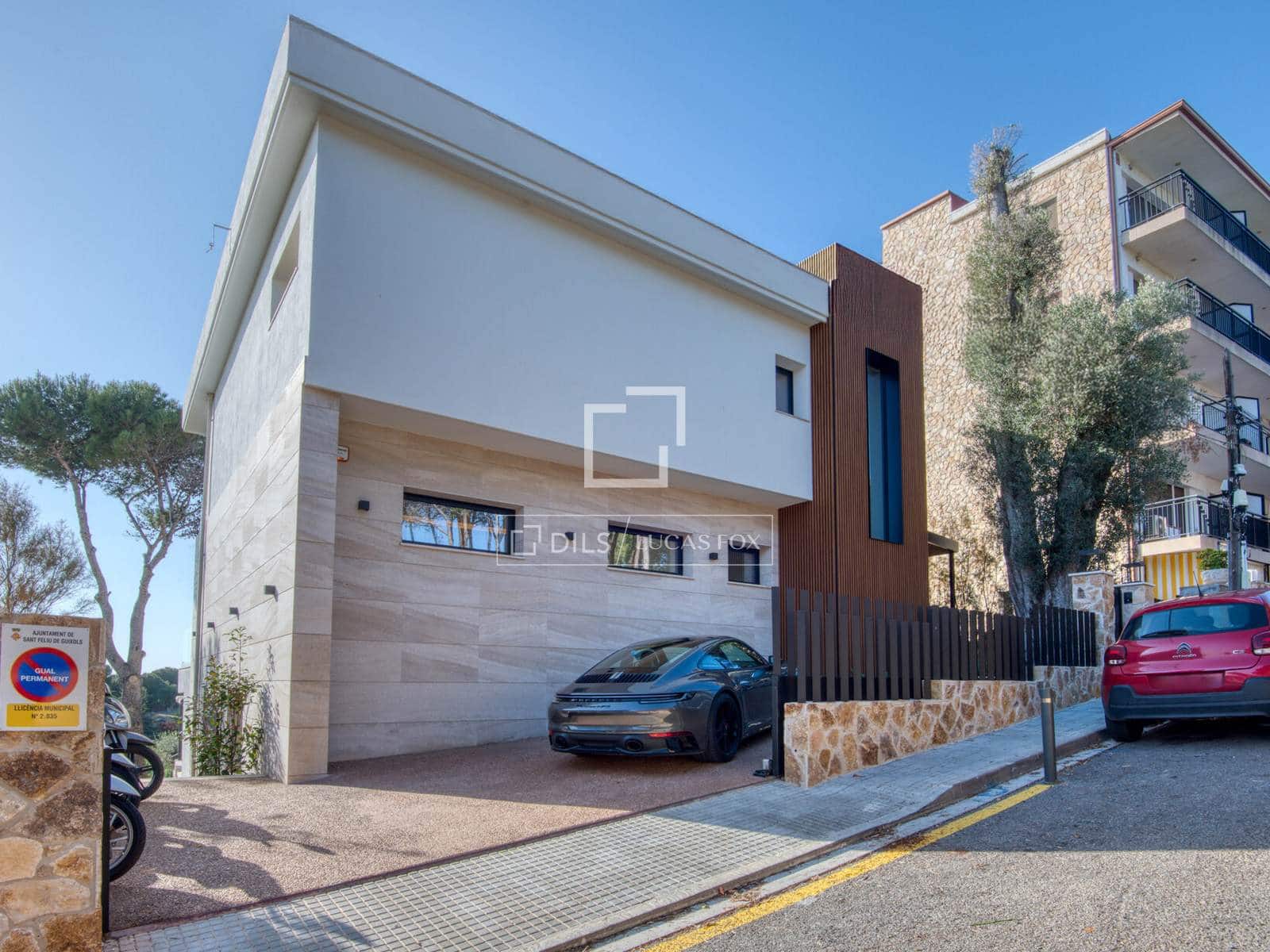 6 bedroom Villa for sale in Sant Feliu de Guixols with pool garage - € 3,980,000 (Ref: 9875624)