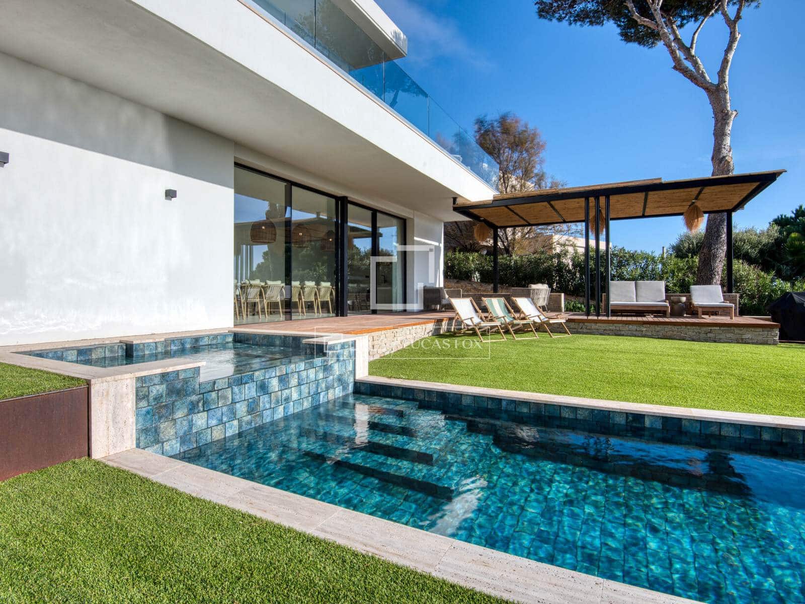 6 bedroom Villa for sale in Sant Feliu de Guixols with pool garage - € 3,980,000 (Ref: 9875624)