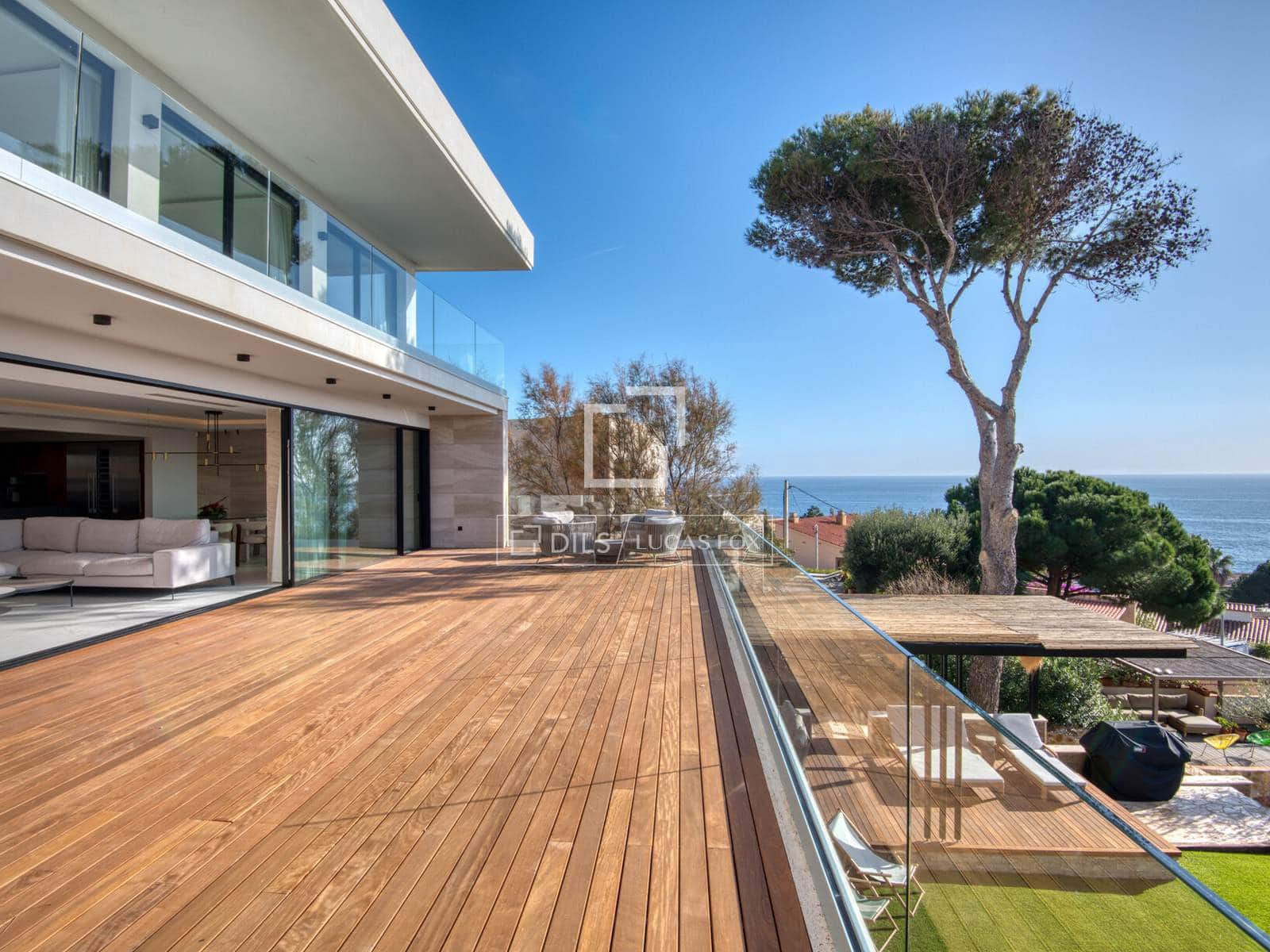 6 bedroom Villa for sale in Sant Feliu de Guixols with pool garage - € 3,980,000 (Ref: 9875624)