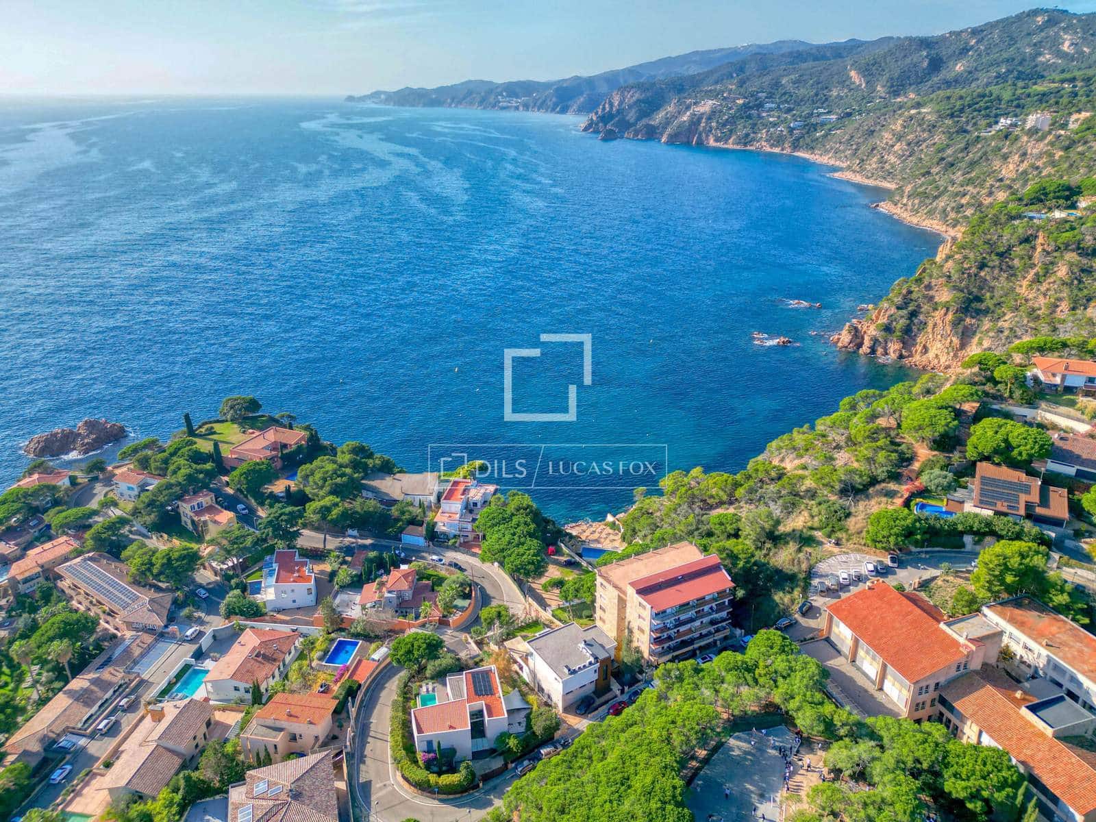 6 bedroom Villa for sale in Sant Feliu de Guixols with pool garage - € 3,980,000 (Ref: 9875624)
