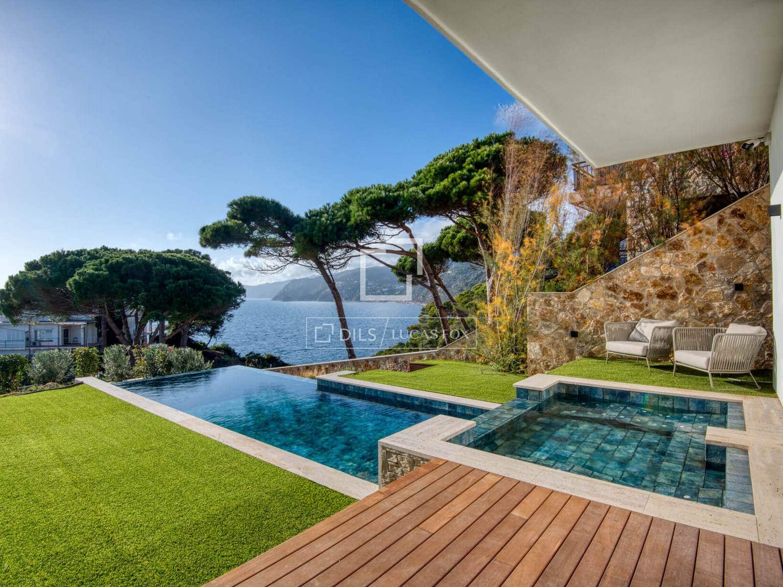 6 bedroom Villa for sale in Sant Feliu de Guixols with pool garage - € 3,980,000 (Ref: 9875624)