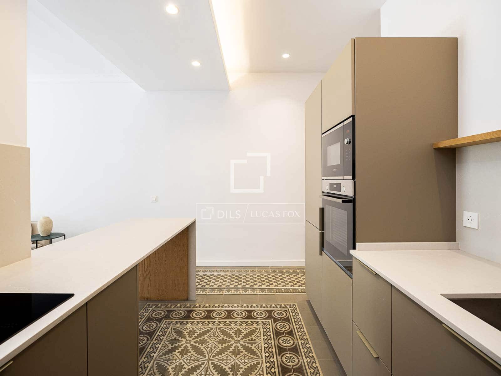 3 sypialnia Apartament na sprzedaż w Miasto Barcelona - 1 350 000 € (Ref: 9876770)