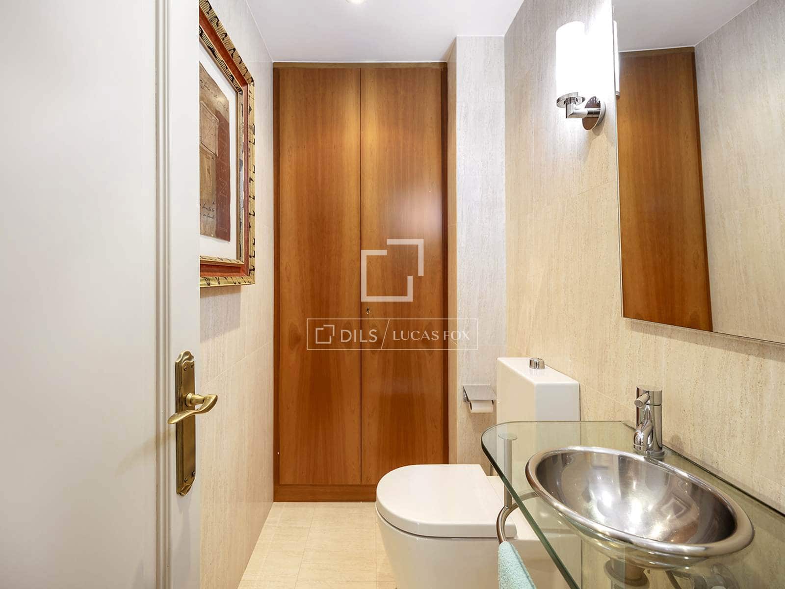 4 bedroom Apartment for rent in Barcelona city with pool garage - € 6,500 (Ref: 9876771)