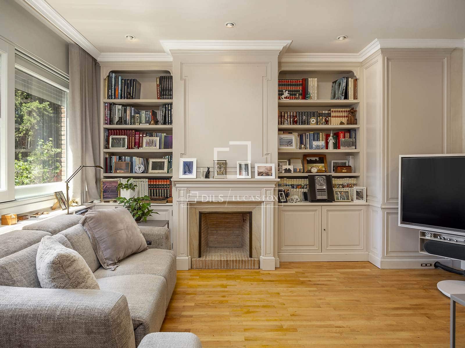 4 bedroom Apartment for rent in Barcelona city with pool garage - € 6,500 (Ref: 9876771)