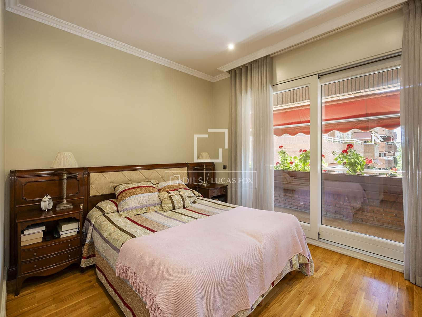 4 bedroom Apartment for rent in Barcelona city with pool garage - € 6,500 (Ref: 9876771)
