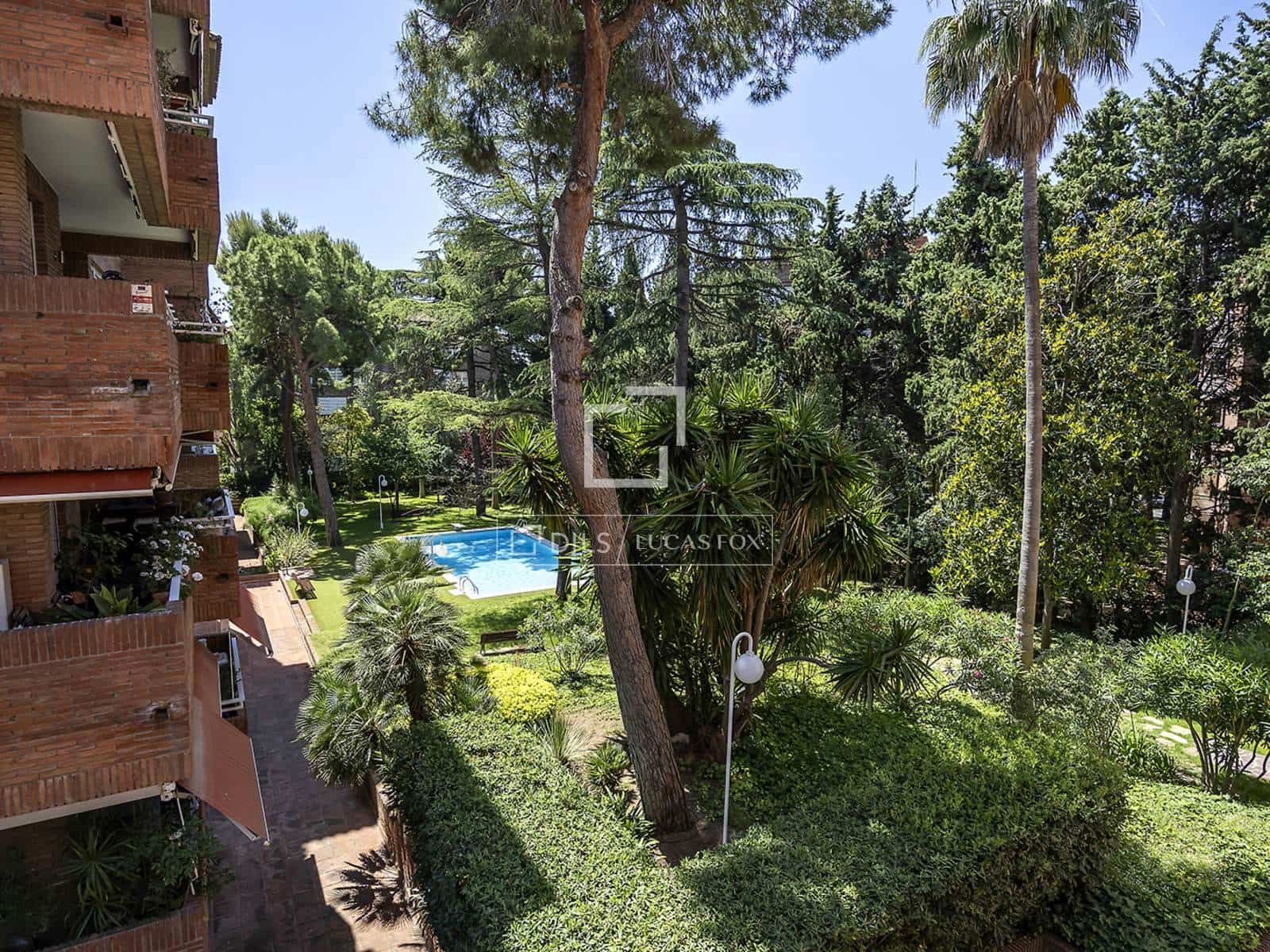 4 bedroom Apartment for rent in Barcelona city with pool garage - € 6,500 (Ref: 9876771)