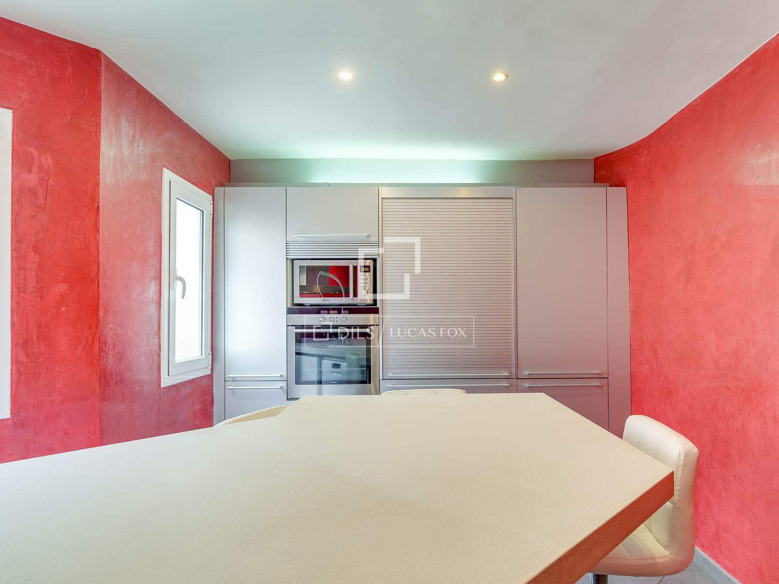 4 soveværelse Lejlighed til salg i Barcelona by - € 1.500.000 (Ref: 9877095)