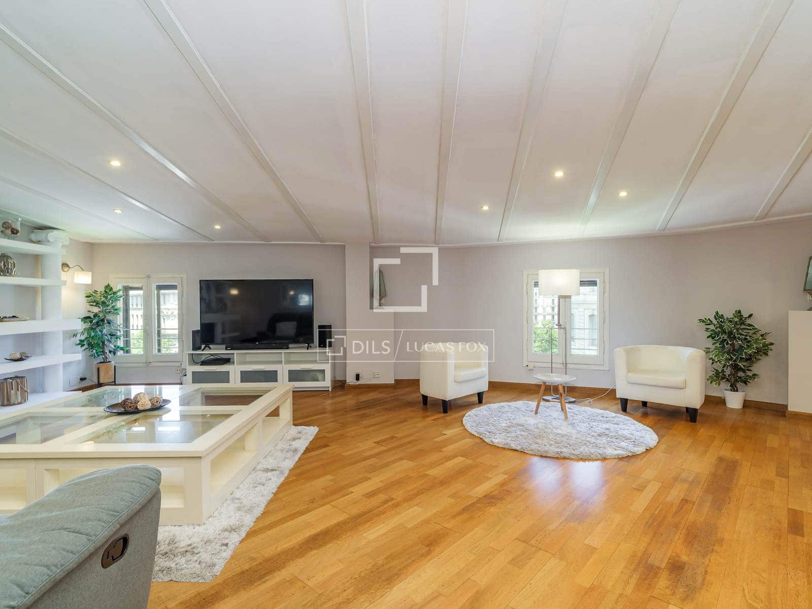 4 soveværelse Lejlighed til salg i Barcelona by - € 1.500.000 (Ref: 9877095)