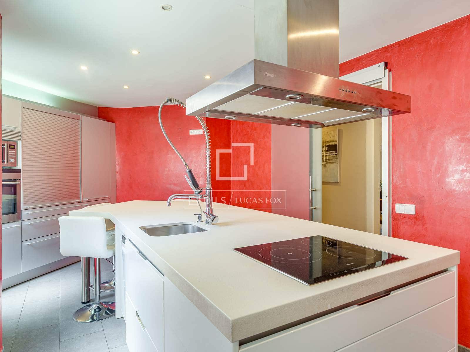 4 soveværelse Lejlighed til salg i Barcelona by - € 1.500.000 (Ref: 9877095)