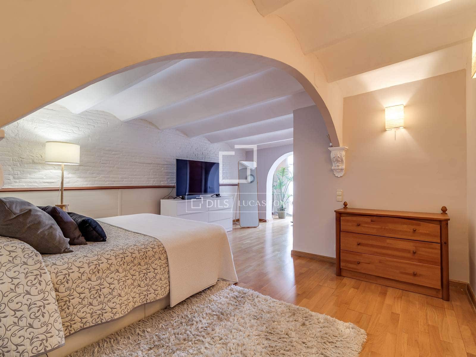 4 soveværelse Lejlighed til salg i Barcelona by - € 1.500.000 (Ref: 9877095)