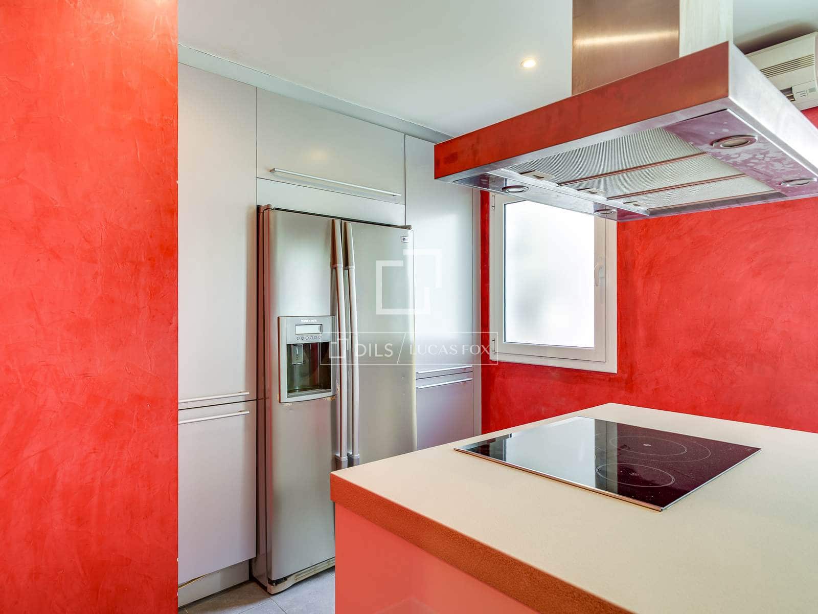 4 soveværelse Lejlighed til salg i Barcelona by - € 1.500.000 (Ref: 9877095)