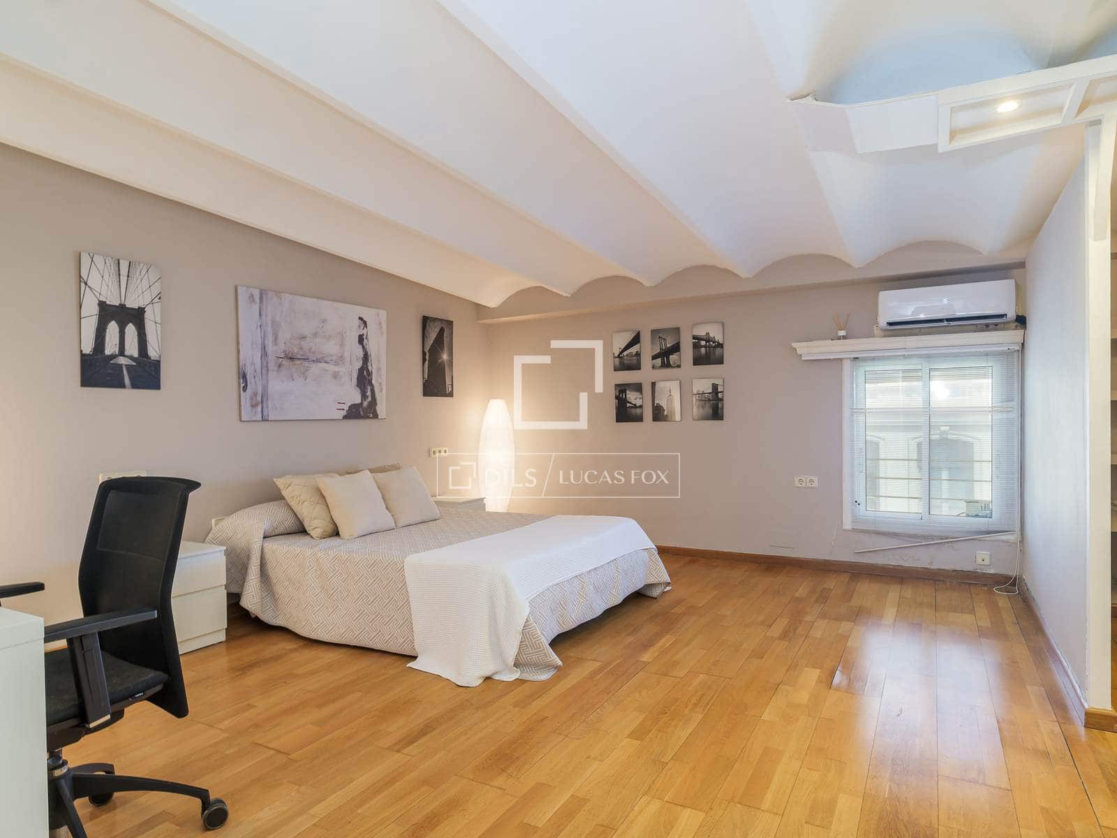 4 soveværelse Lejlighed til salg i Barcelona by - € 1.500.000 (Ref: 9877095)