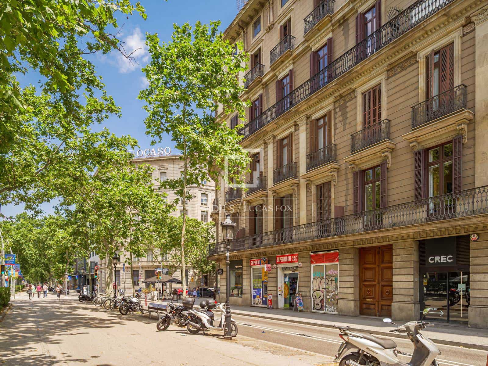 4 soveværelse Lejlighed til salg i Barcelona by - € 1.500.000 (Ref: 9877095)