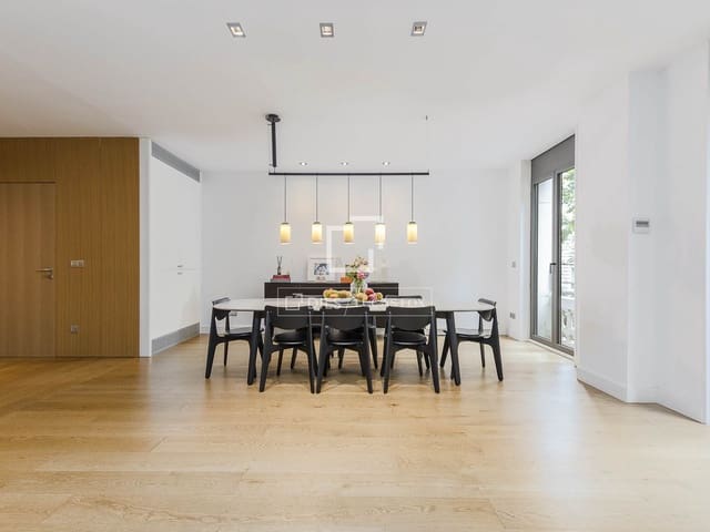 4 soveværelse Lejlighed til salg i Barcelona by med garage - € 2.950.000 (Ref: 9877096)