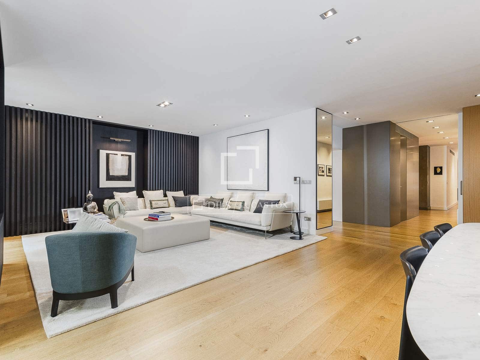 4 soveværelse Lejlighed til salg i Barcelona by med garage - € 2.950.000 (Ref: 9877096)