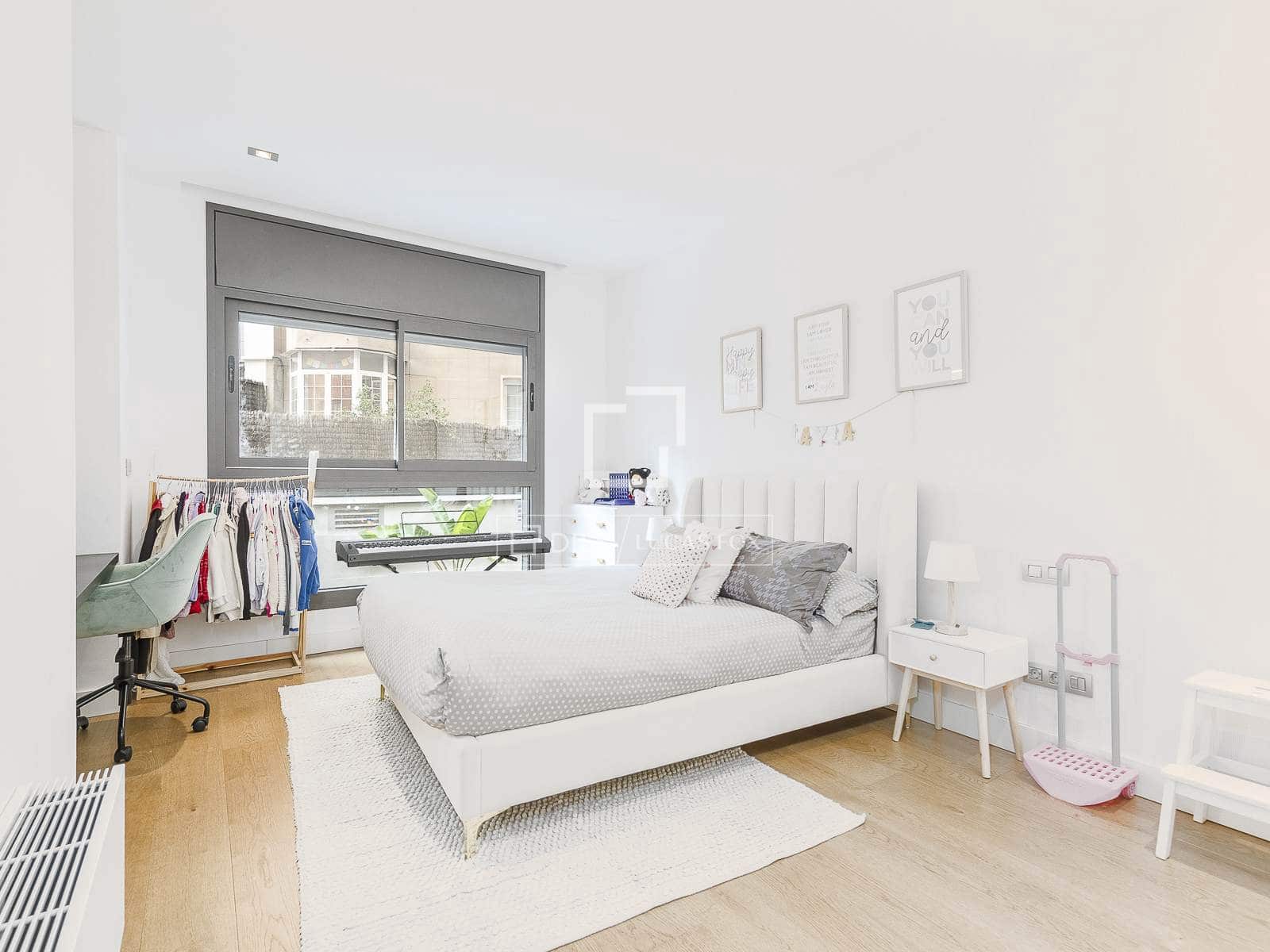 4 soveværelse Lejlighed til salg i Barcelona by med garage - € 2.950.000 (Ref: 9877096)