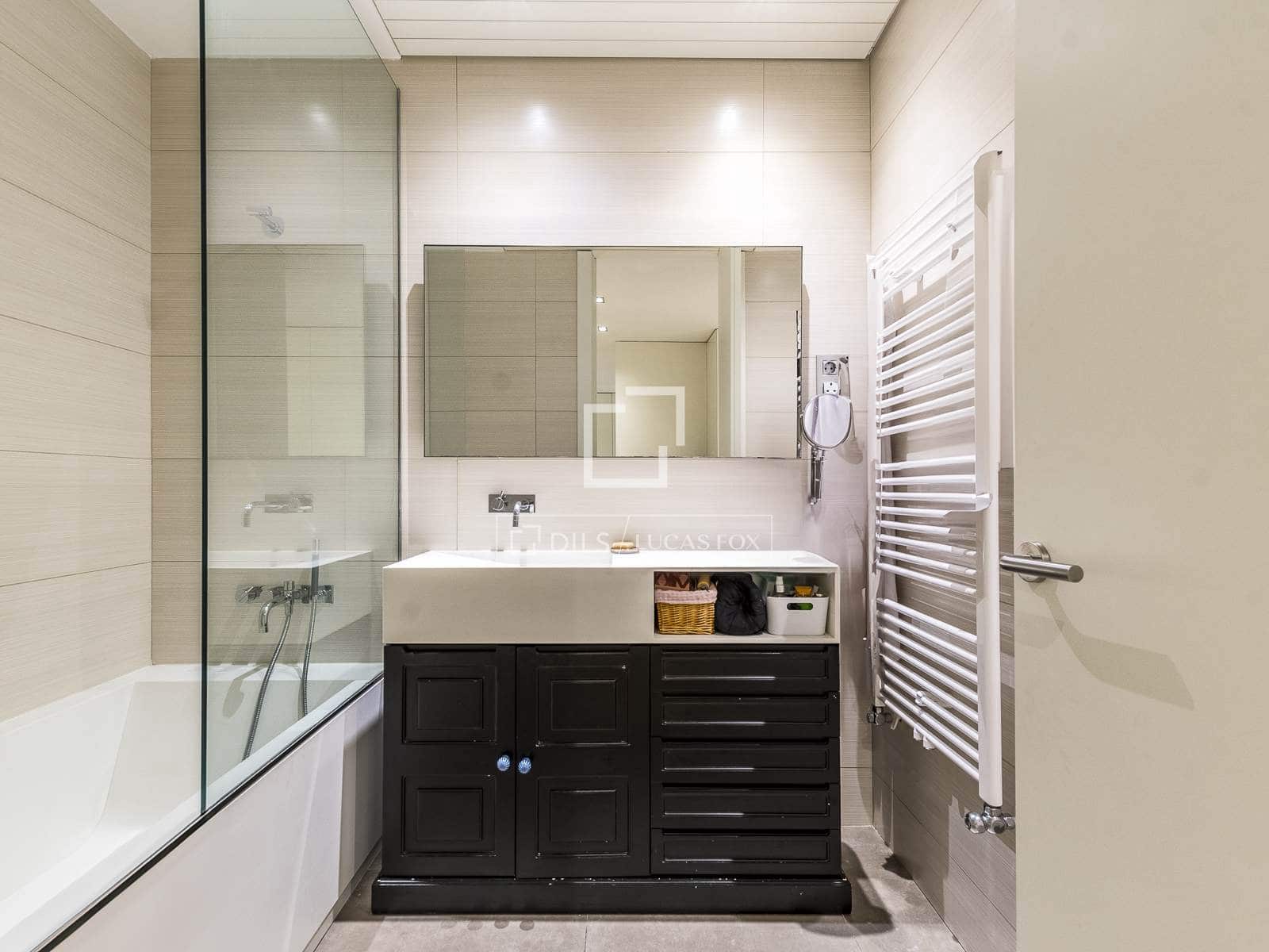 4 soveværelse Lejlighed til salg i Barcelona by med garage - € 2.950.000 (Ref: 9877096)