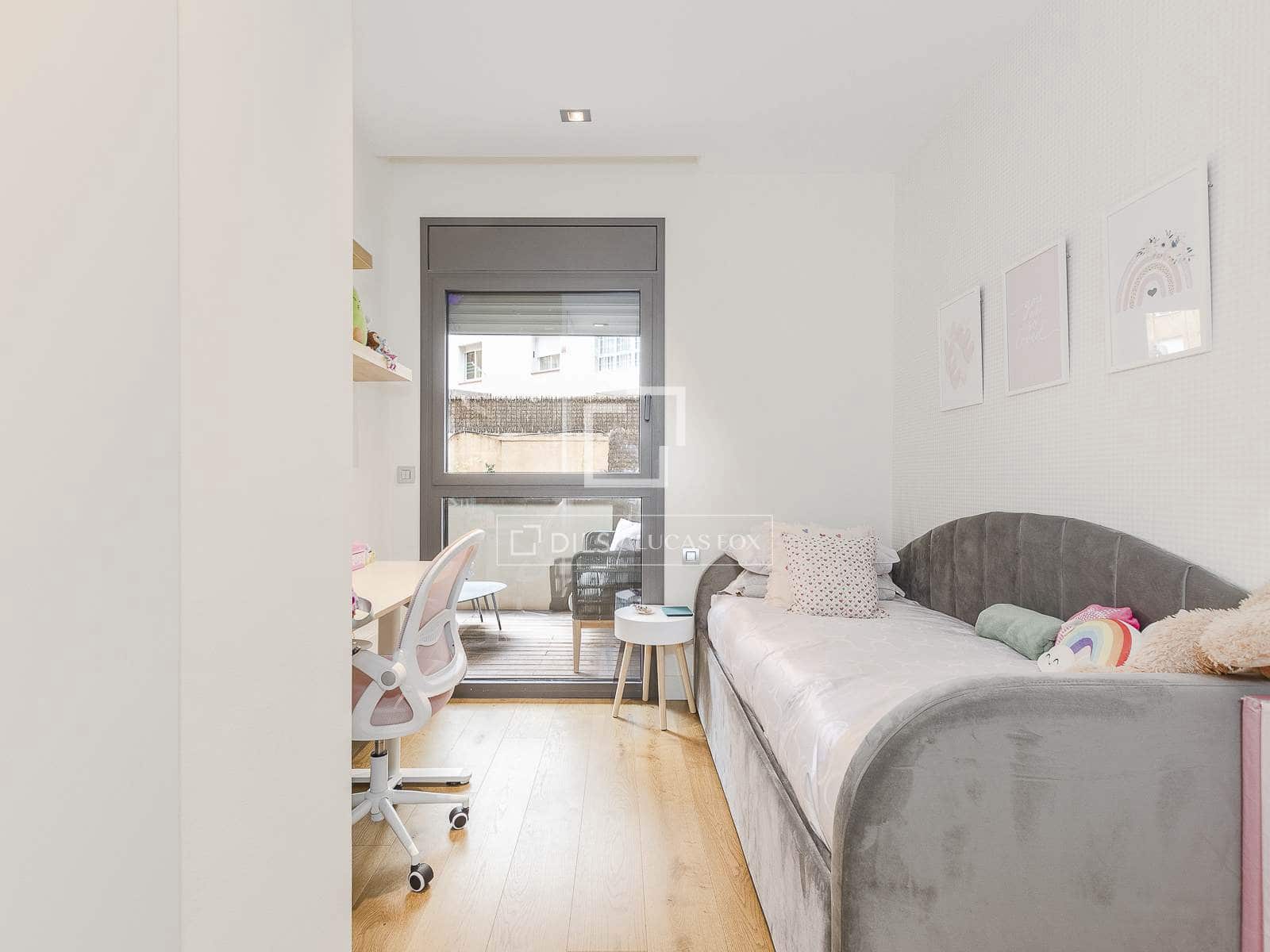 4 soveværelse Lejlighed til salg i Barcelona by med garage - € 2.950.000 (Ref: 9877096)