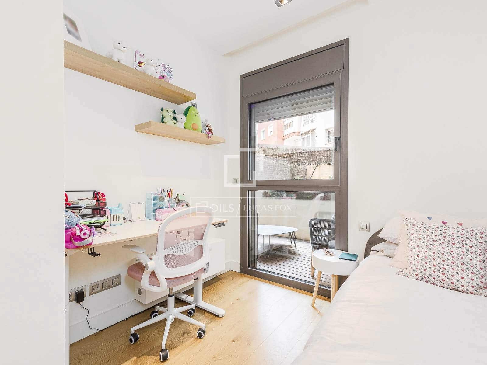4 soveværelse Lejlighed til salg i Barcelona by med garage - € 2.950.000 (Ref: 9877096)