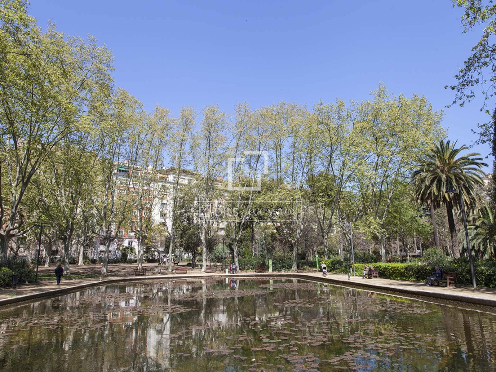 4 soveværelse Lejlighed til salg i Barcelona by med garage - € 2.950.000 (Ref: 9877096)