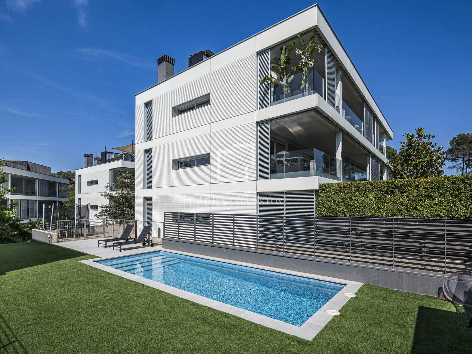 5 soveværelse Lejlighed til salg i Sant Cugat del Valles med swimmingpool garage - € 1.450.000 (Ref: 9877220)