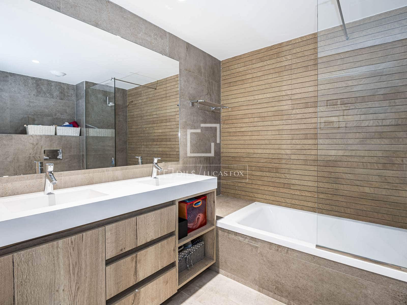 5 soveværelse Lejlighed til salg i Sant Cugat del Valles med swimmingpool garage - € 1.450.000 (Ref: 9877220)