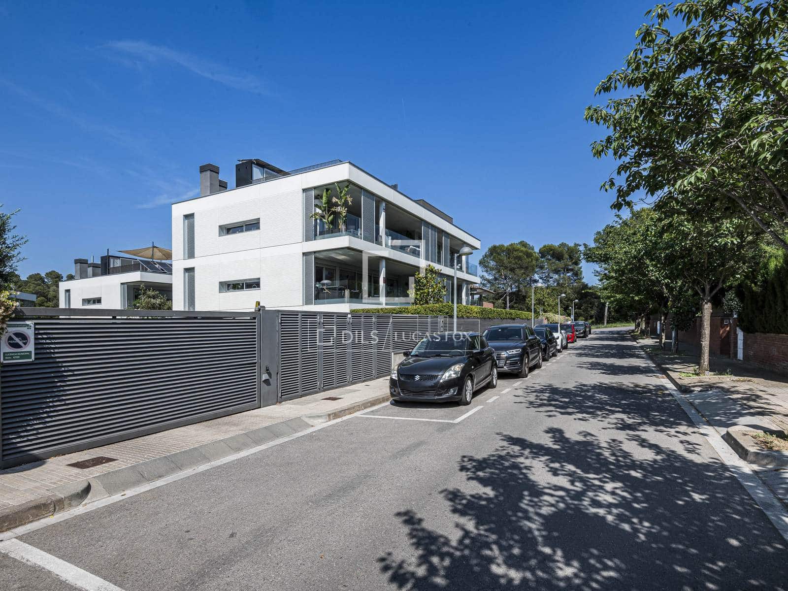 5 soveværelse Lejlighed til salg i Sant Cugat del Valles med swimmingpool garage - € 1.450.000 (Ref: 9877220)