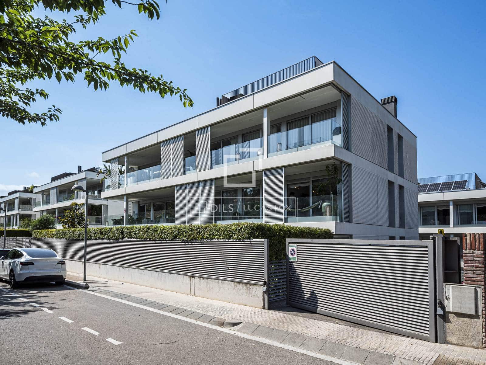 5 soveværelse Lejlighed til salg i Sant Cugat del Valles med swimmingpool garage - € 1.450.000 (Ref: 9877220)