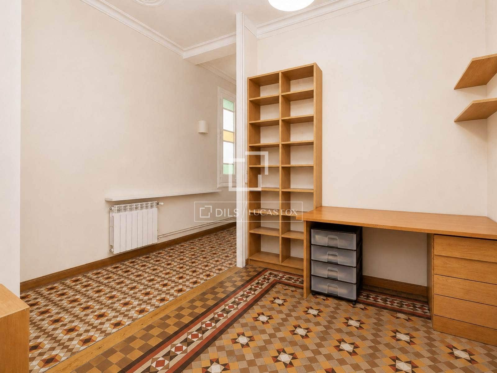 3 soveværelse Lejlighed til salg i Barcelona by - € 995.000 (Ref: 9877437)