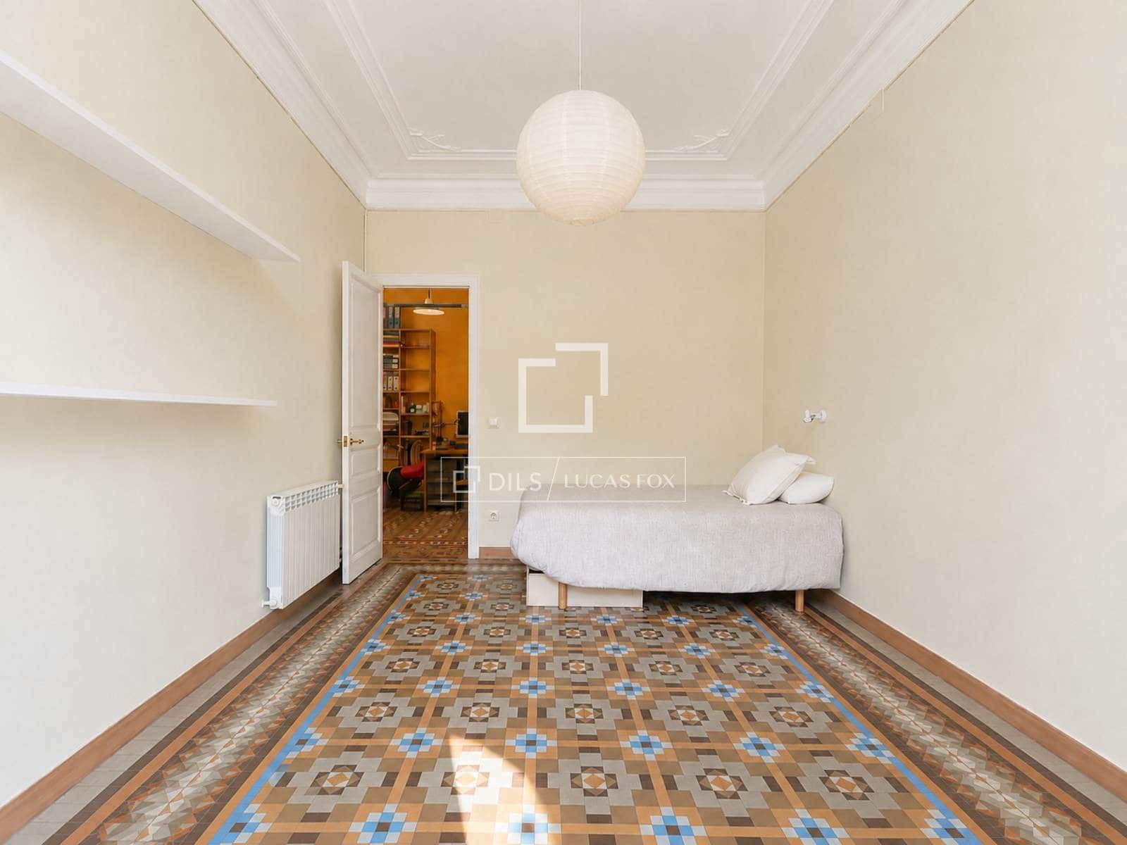 3 soveværelse Lejlighed til salg i Barcelona by - € 995.000 (Ref: 9877437)