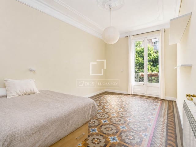 3 soveværelse Lejlighed til salg i Barcelona by - € 995.000 (Ref: 9877437)