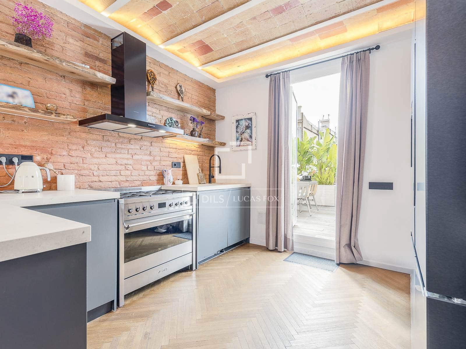 1 soveværelse Penthouse til salg i Barcelona by - € 795.000 (Ref: 9877603)