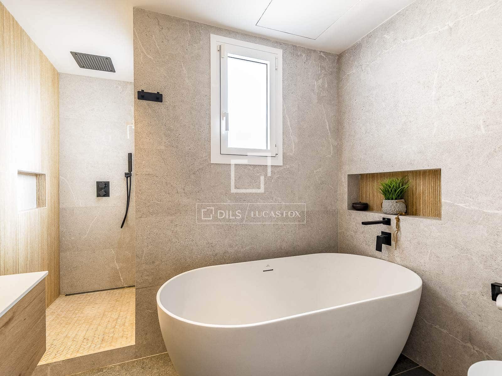1 soveværelse Penthouse til salg i Barcelona by - € 795.000 (Ref: 9877603)
