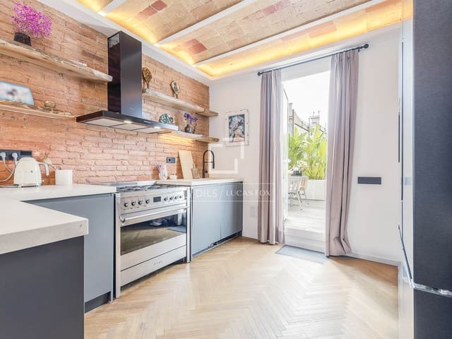1 soveværelse Penthouse til salg i Barcelona by - € 795.000 (Ref: 9877603)