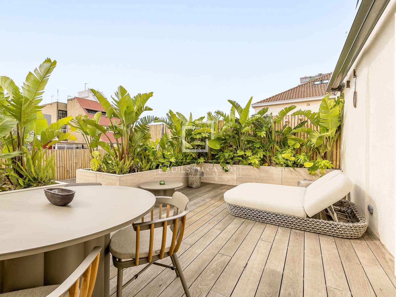 1 soveværelse Penthouse til salg i Barcelona by - € 795.000 (Ref: 9877603)