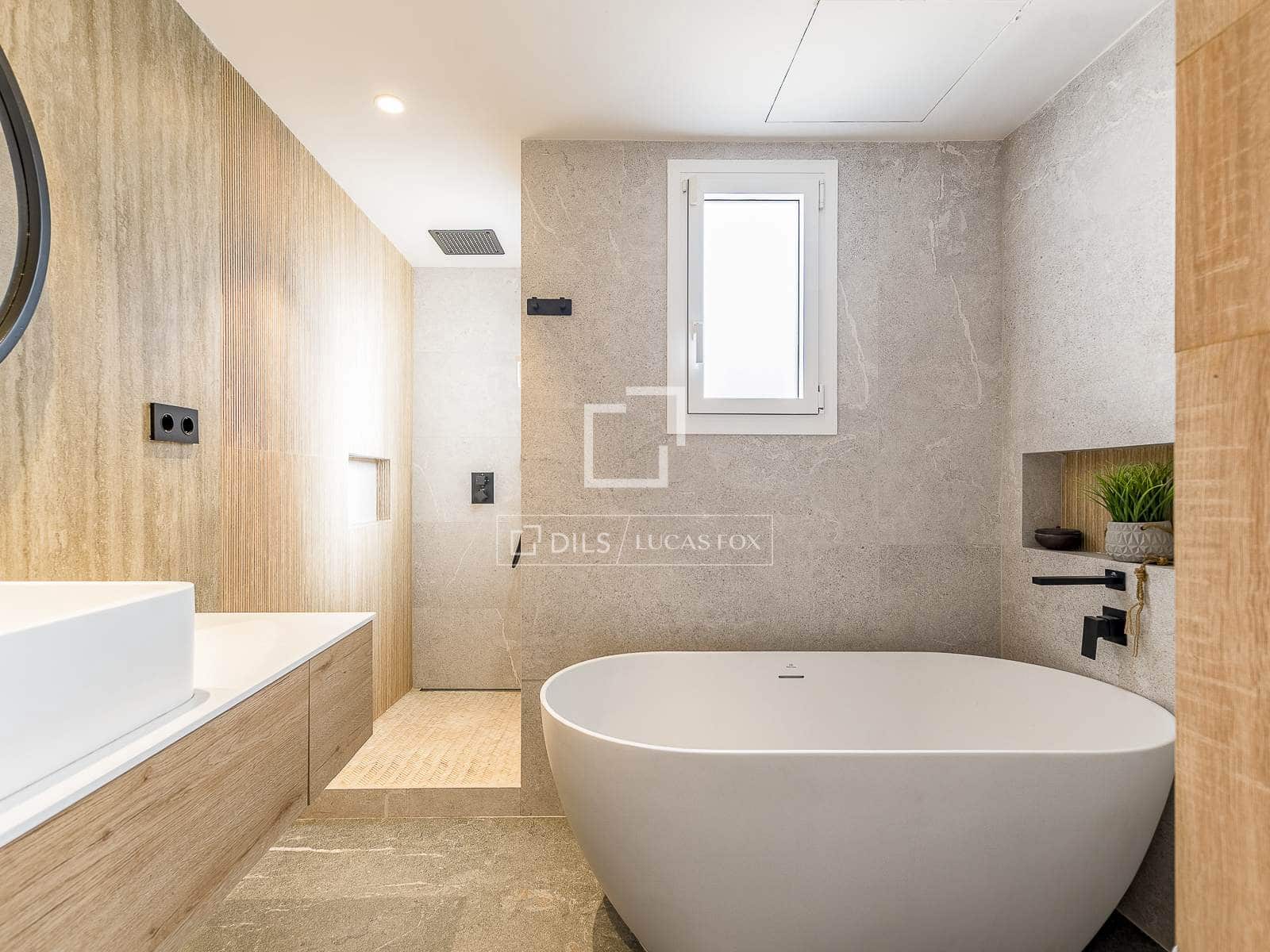 1 soveværelse Penthouse til salg i Barcelona by - € 795.000 (Ref: 9877603)