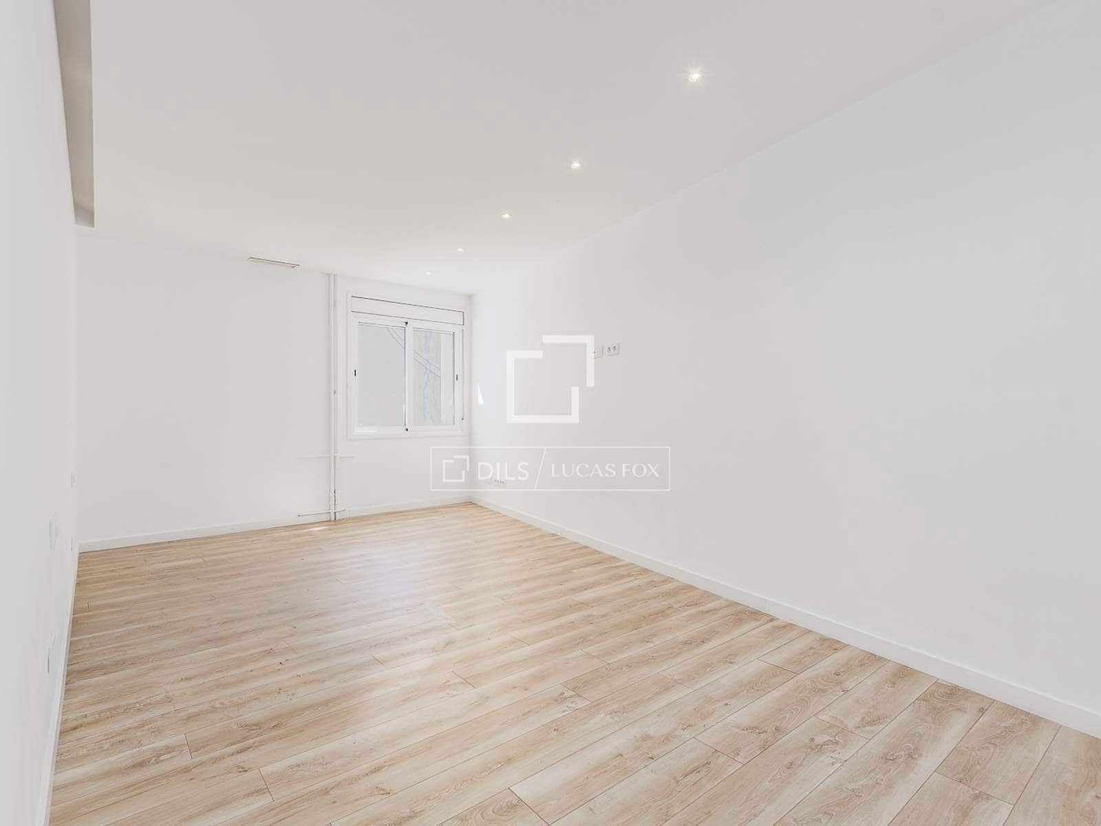 3 soveværelse Lejlighed til salg i Barcelona by - € 890.000 (Ref: 9879486)