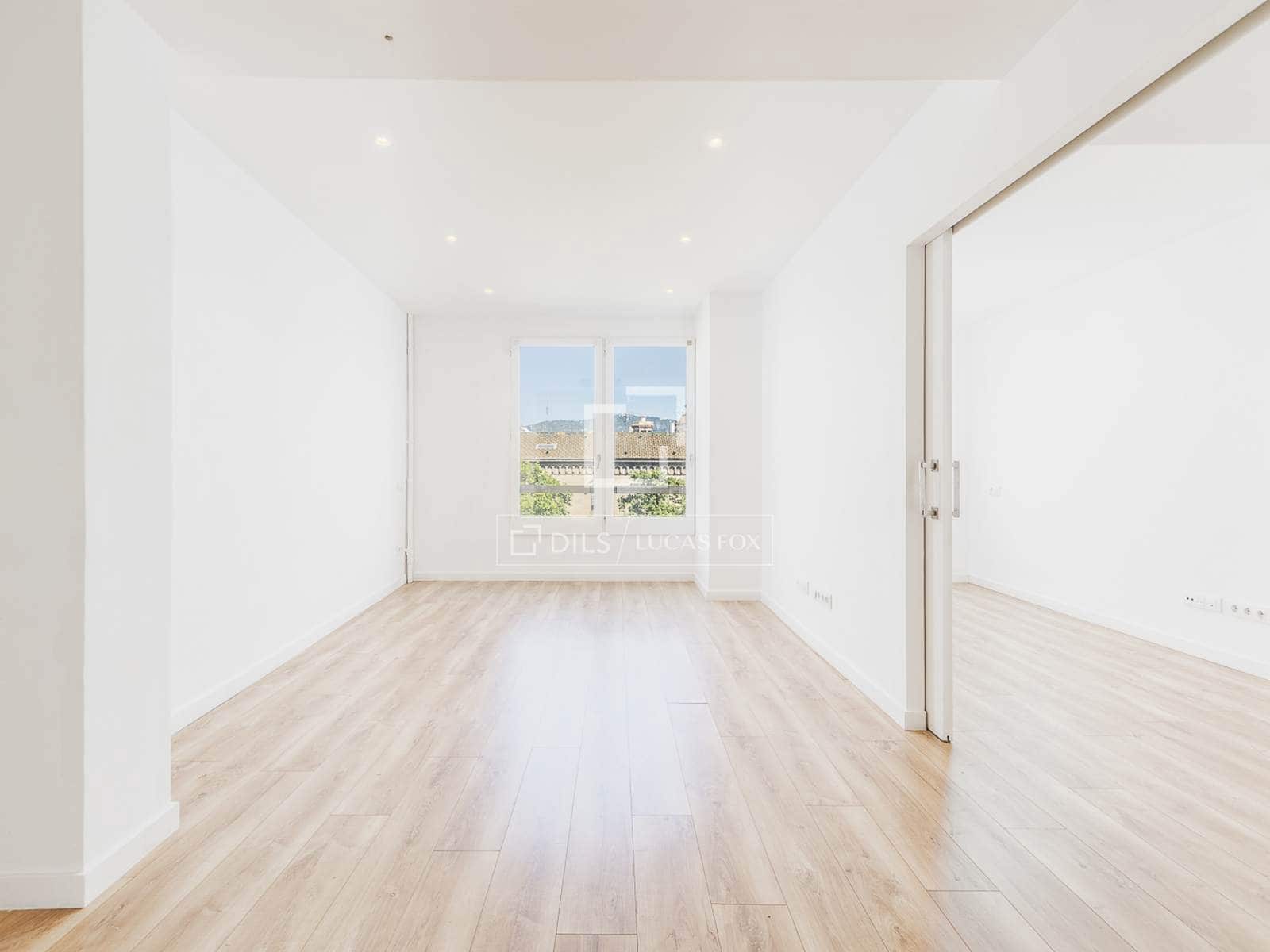 3 soveværelse Lejlighed til salg i Barcelona by - € 890.000 (Ref: 9879486)