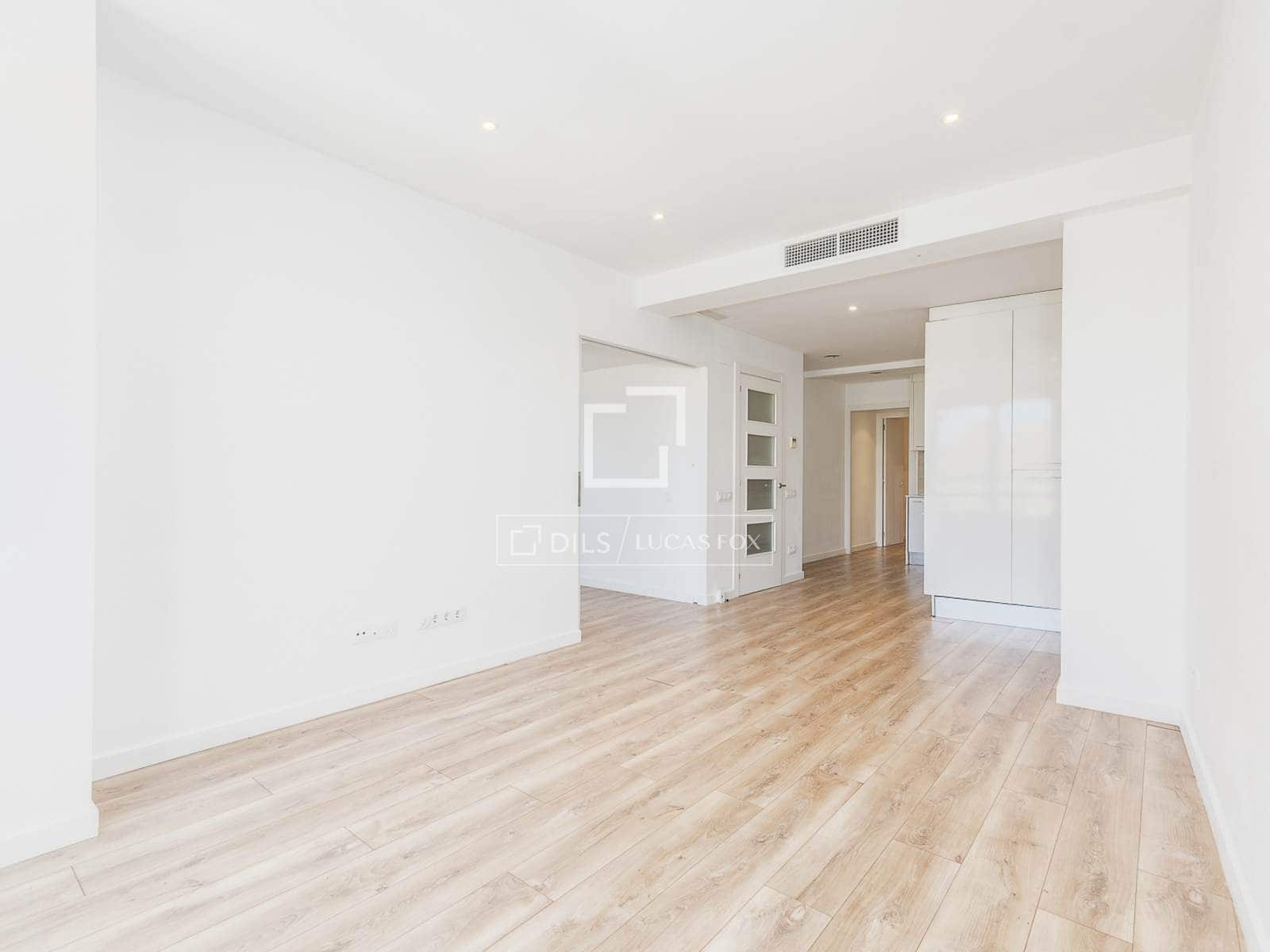 3 soveværelse Lejlighed til salg i Barcelona by - € 890.000 (Ref: 9879486)
