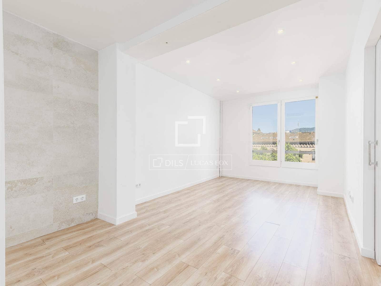 3 soveværelse Lejlighed til salg i Barcelona by - € 890.000 (Ref: 9879486)