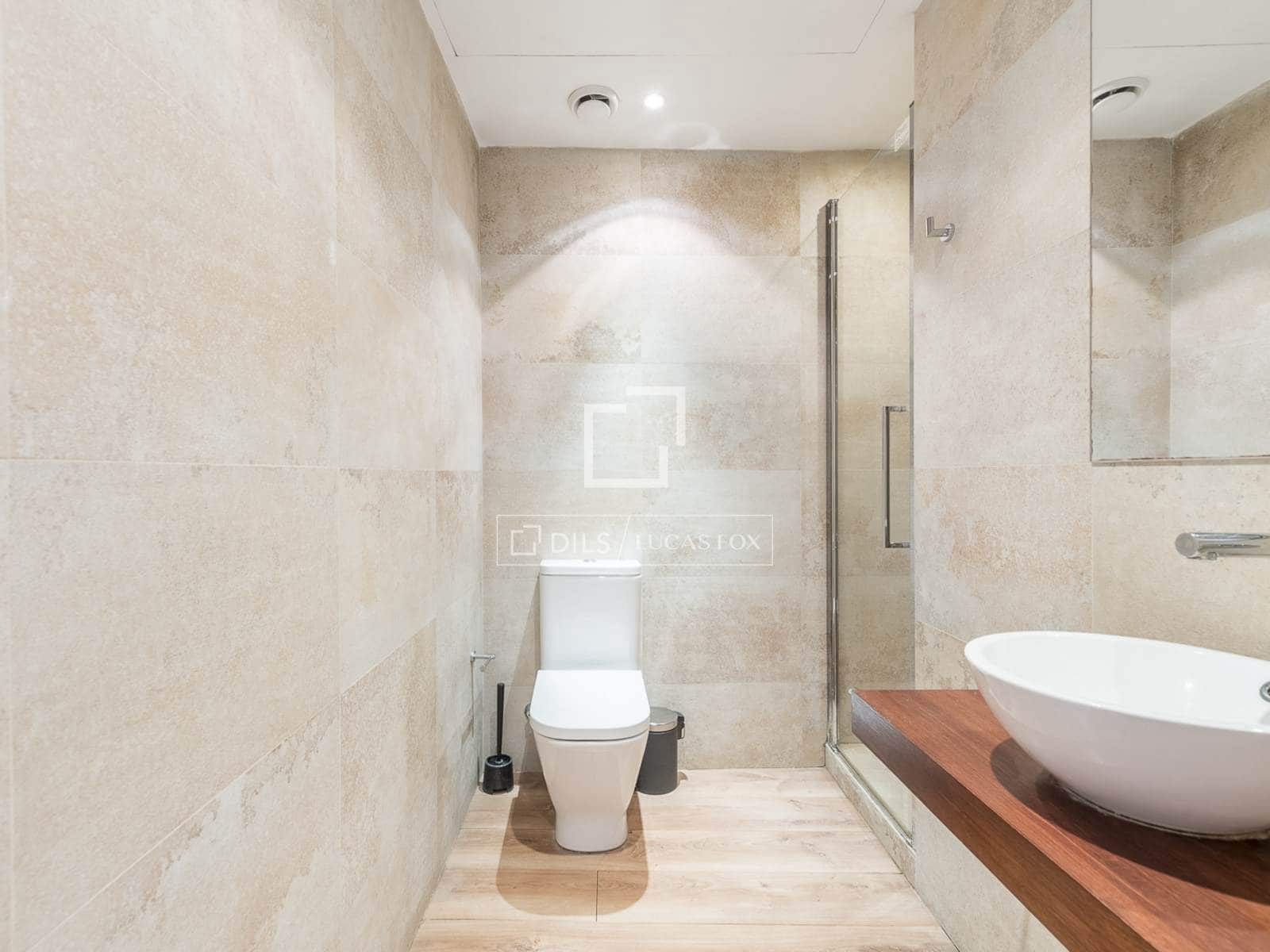 3 soveværelse Lejlighed til salg i Barcelona by - € 890.000 (Ref: 9879486)