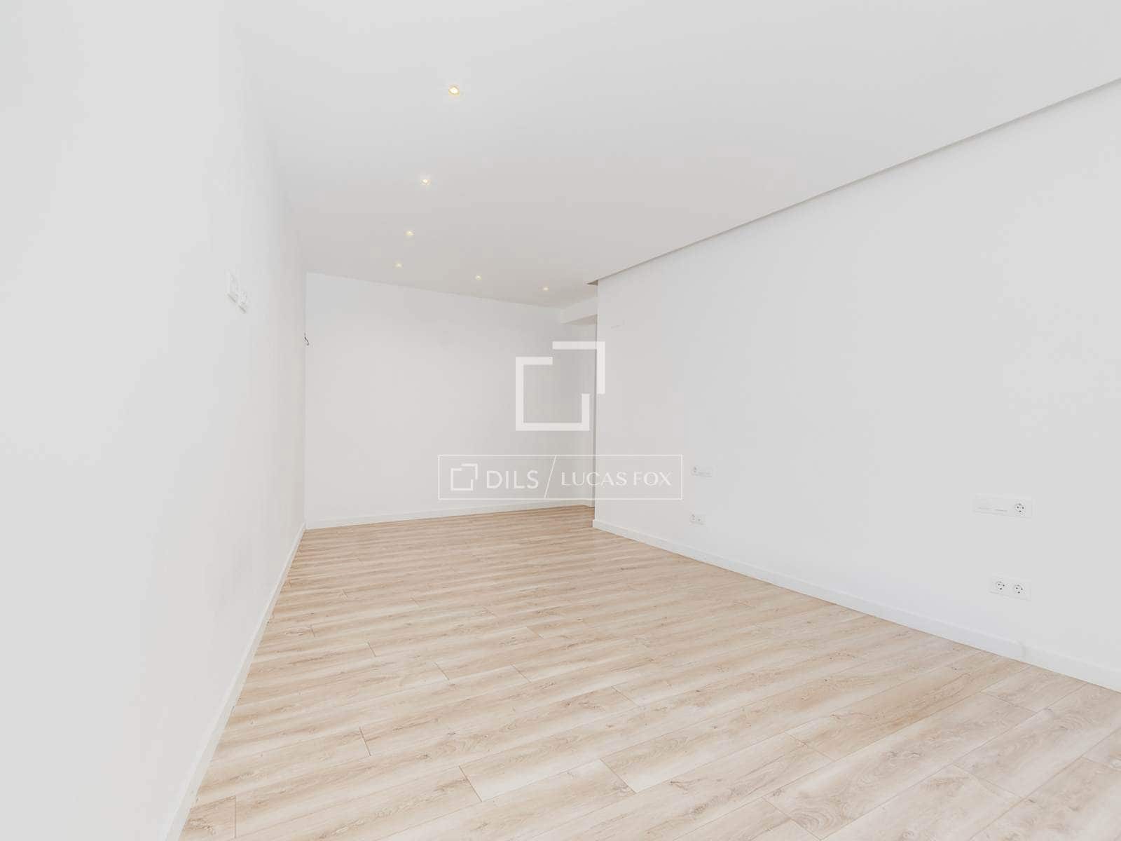 3 soveværelse Lejlighed til salg i Barcelona by - € 890.000 (Ref: 9879486)