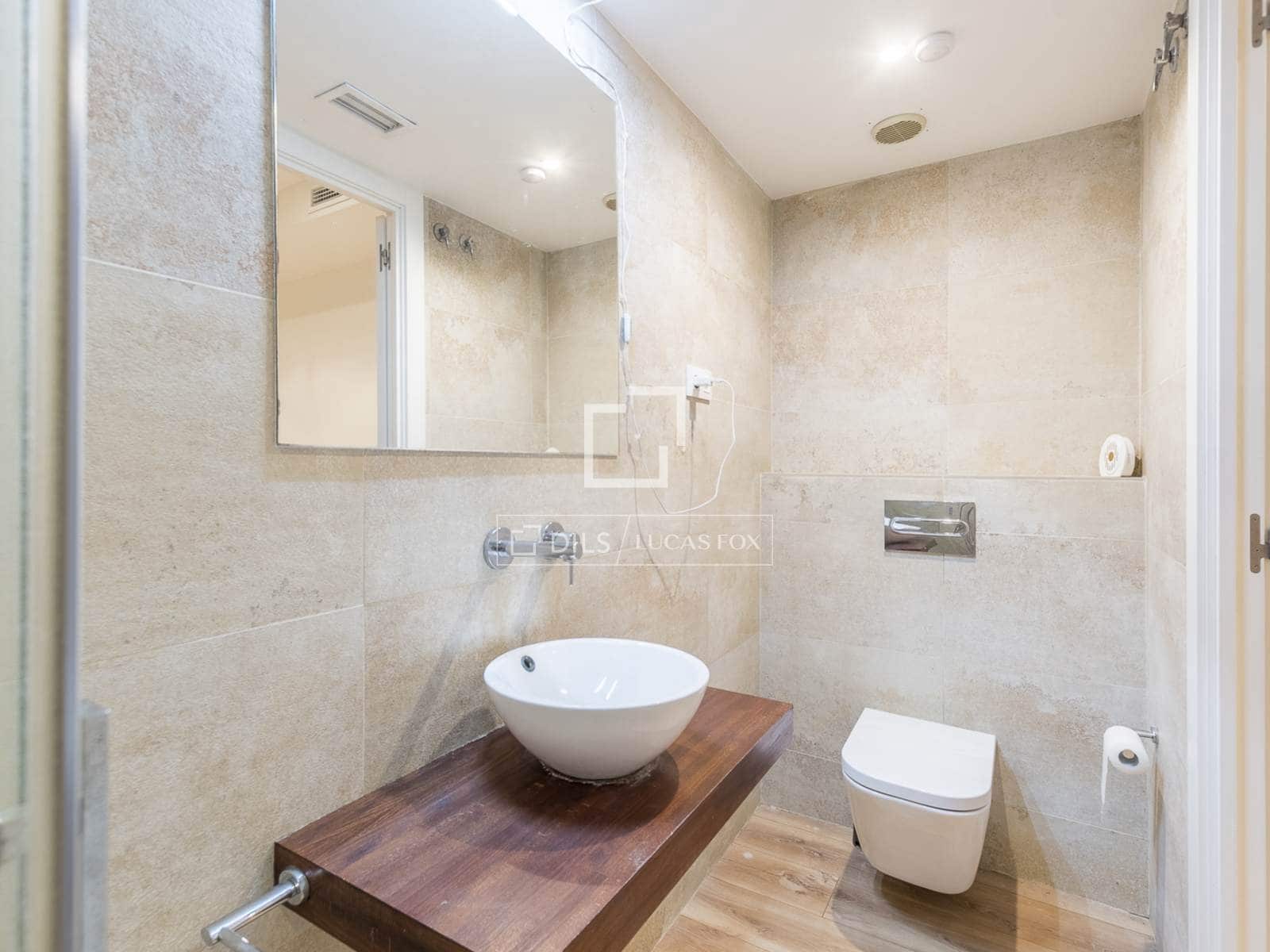 3 soveværelse Lejlighed til salg i Barcelona by - € 890.000 (Ref: 9879486)