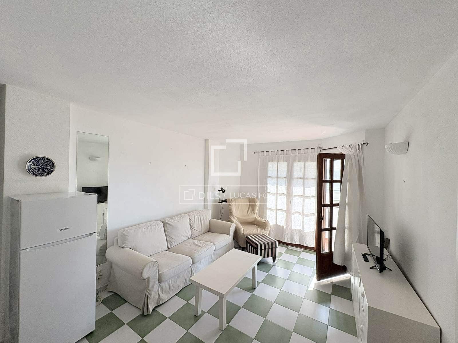 1 bedroom Apartment for rent in Ibiza / Eivissa town - € 2,500 (Ref: 9879677)